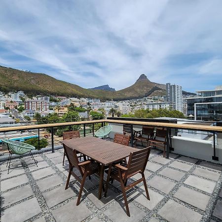 Stylish, Brand New, Secure Apartment With Pool Kaapstad Buitenkant foto